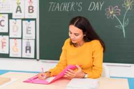 Jak uzyskać duplikat aktu nadania stopnia nauczyciela kontraktowego?