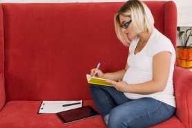 Rozwiązanie umowy o pracę przez pracownicę w czasie urlopu macierzyńskiego